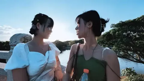 谢孟伟穿警服直播解析